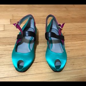 Unusual fabric dress shoes made in Italy size 39